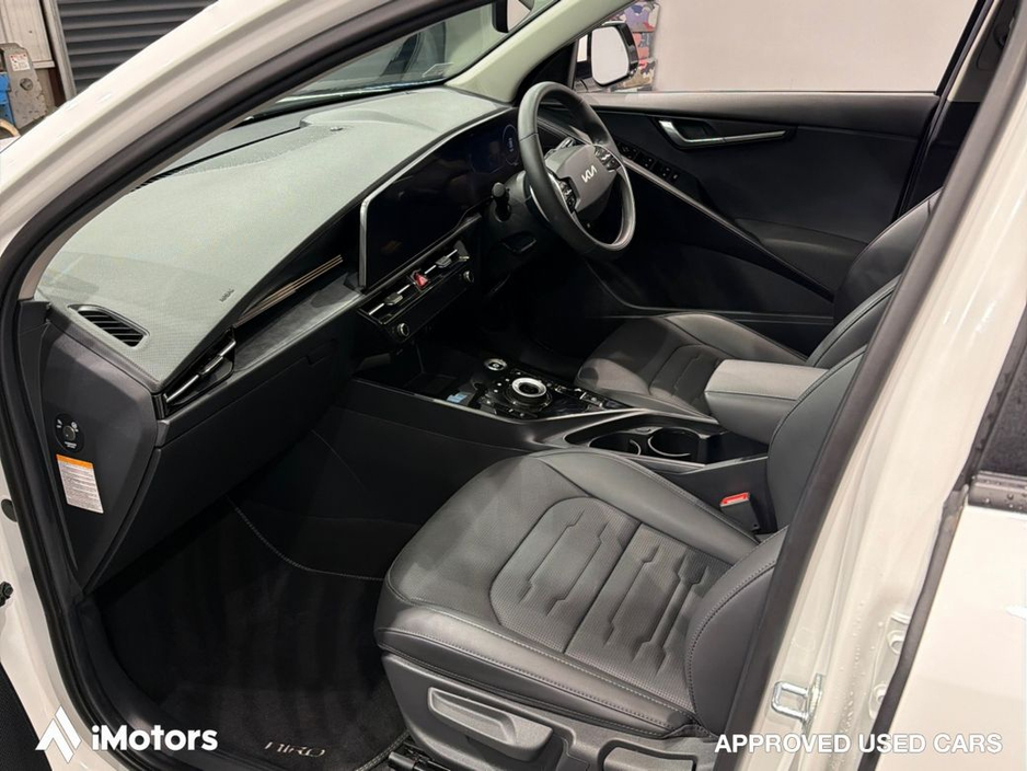 2025 Kia e-Niro - image 12