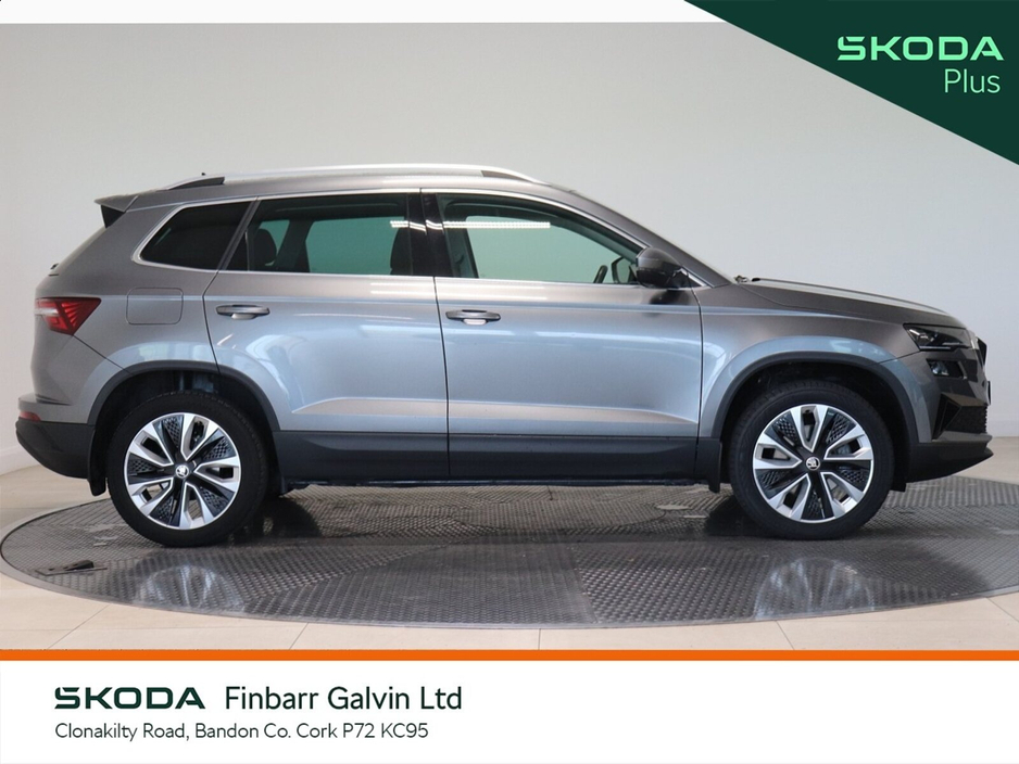 2023 Skoda Karoq - image 11