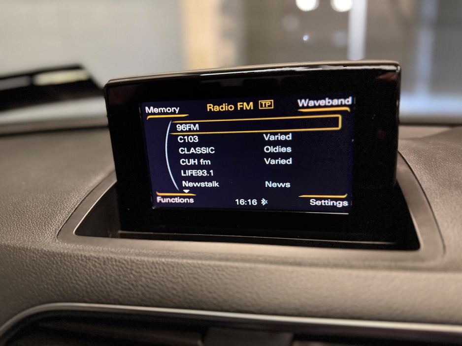 2016 Audi Q3 - image 12