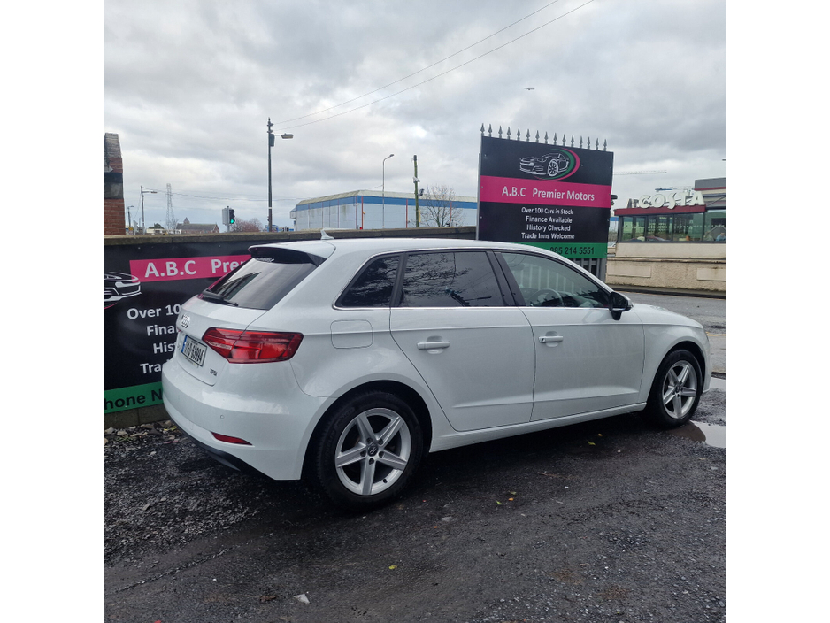 2017 Audi A3  €14,950