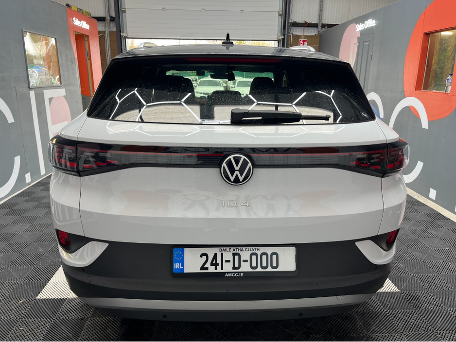 2024 Volkswagen ID.4 - image 3