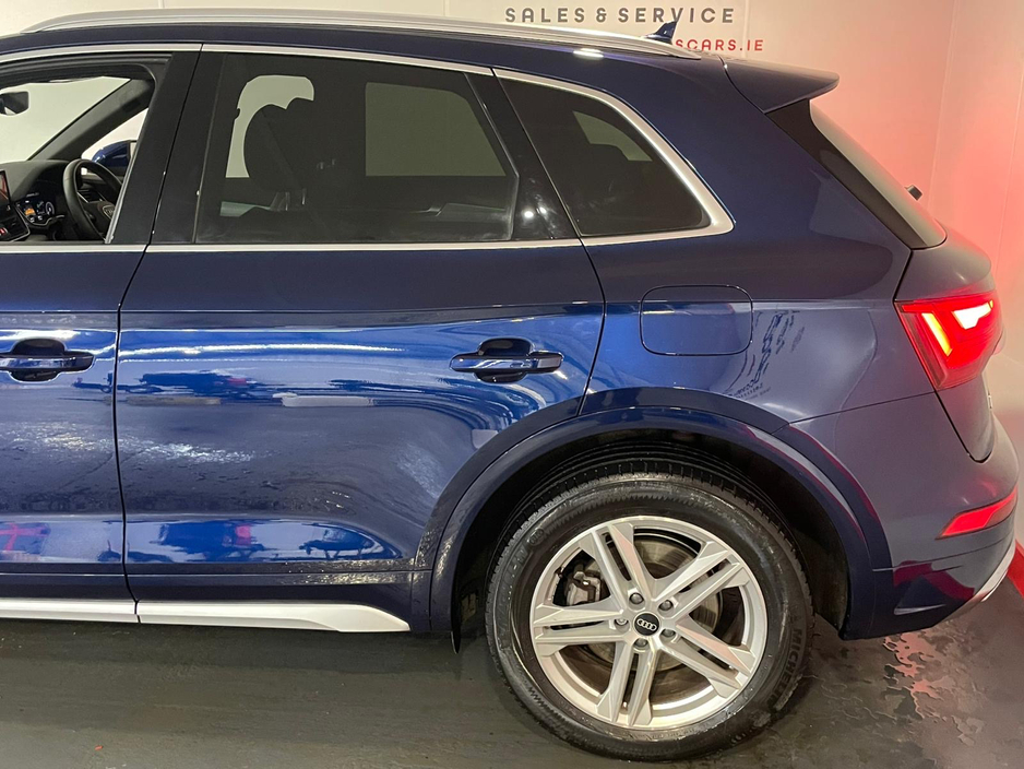 2023 Audi Q5 - image 7