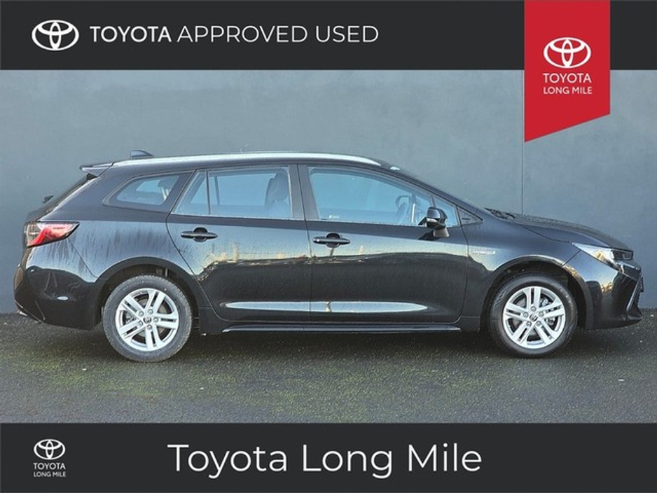 2023 Toyota Corolla - image 5