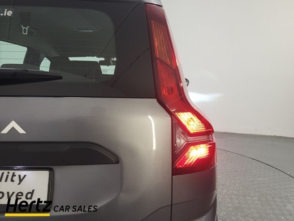 2024 Dacia Jogger - image 8