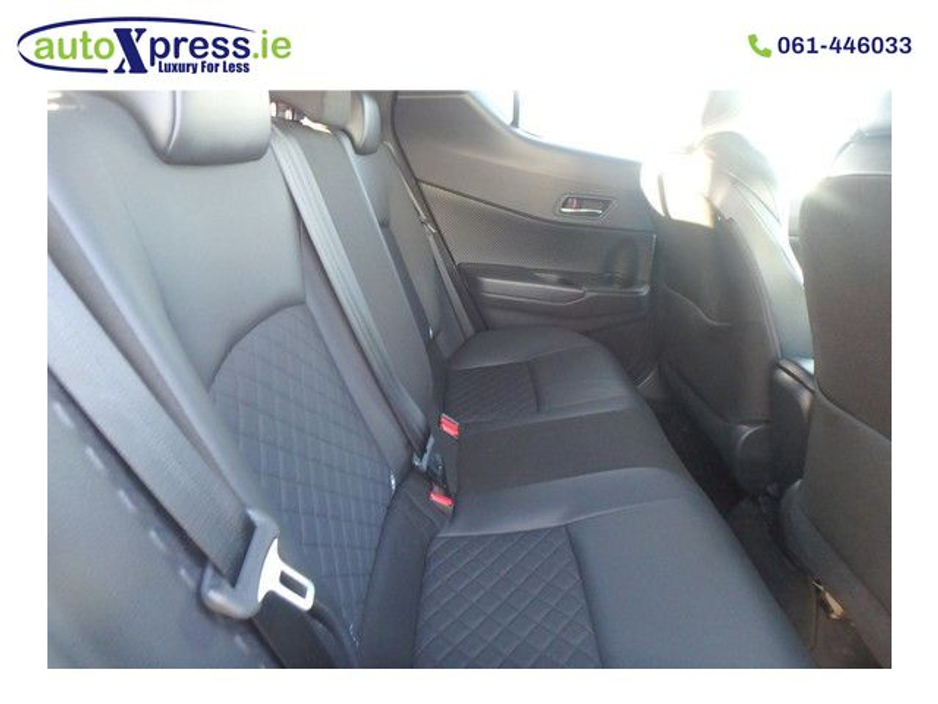 2020 Toyota C-HR 1.8 Hybrid G Mode Nero Safety Plus €23,995