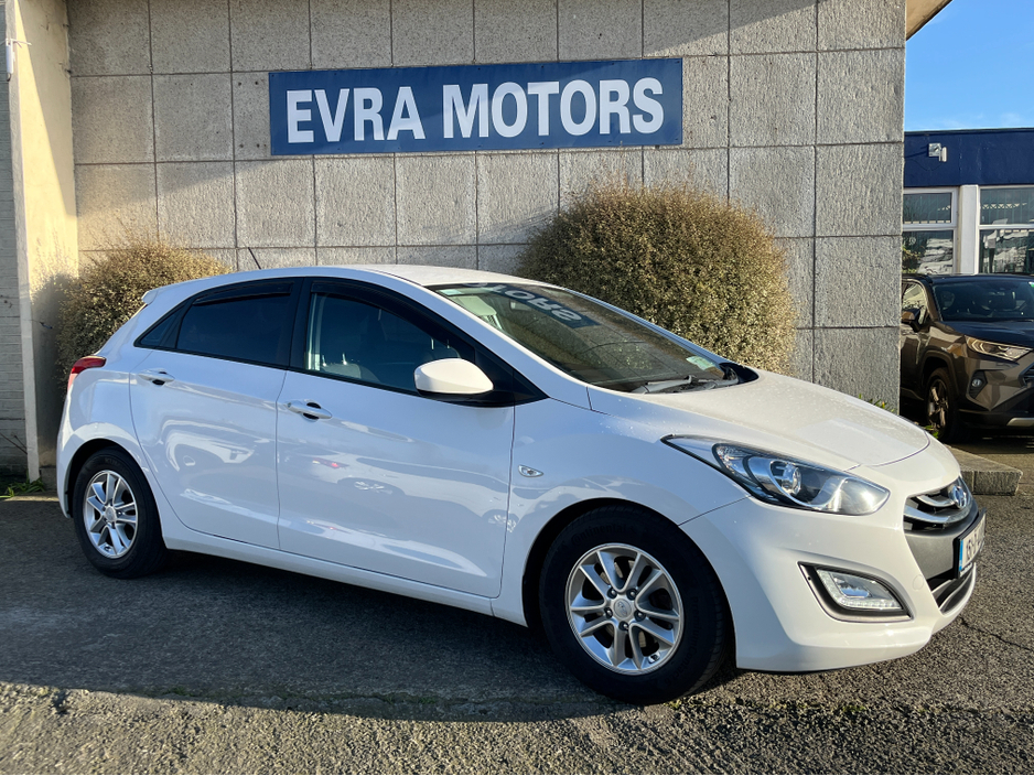 2015 Hyundai i30 - image 3