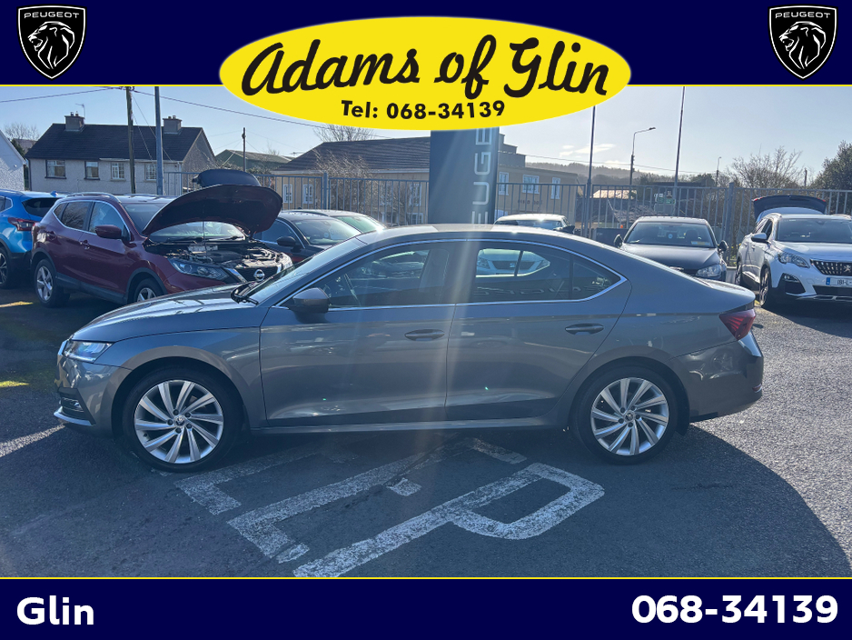 2023 Skoda Octavia - image 5