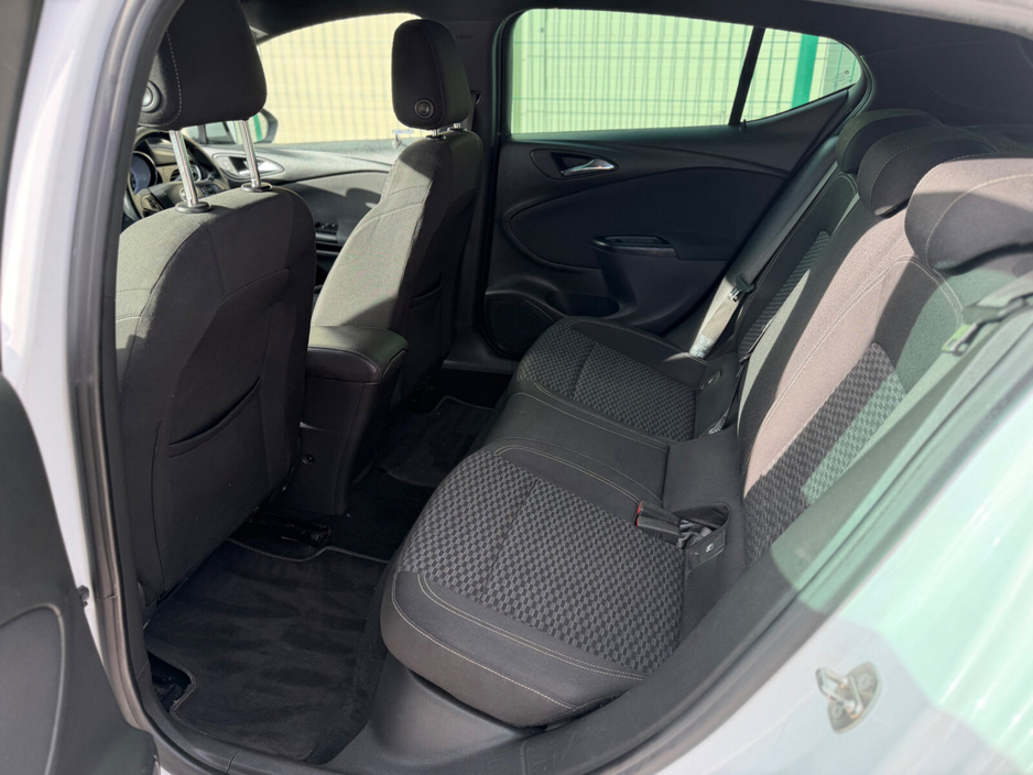 2016 Vauxhall Astra  €6,950