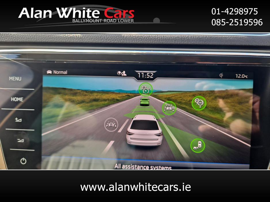 2022 Skoda Superb - image 30