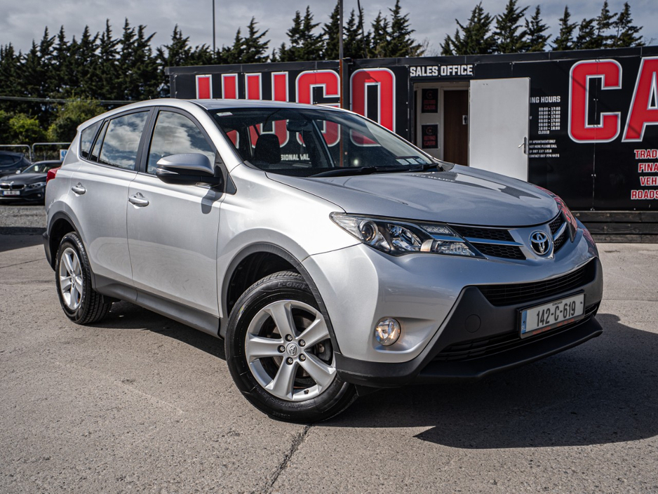 2014 Toyota Rav4 - image 5