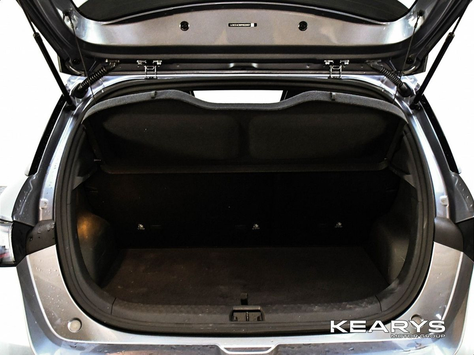 2025 BYD Dolphin - image 22