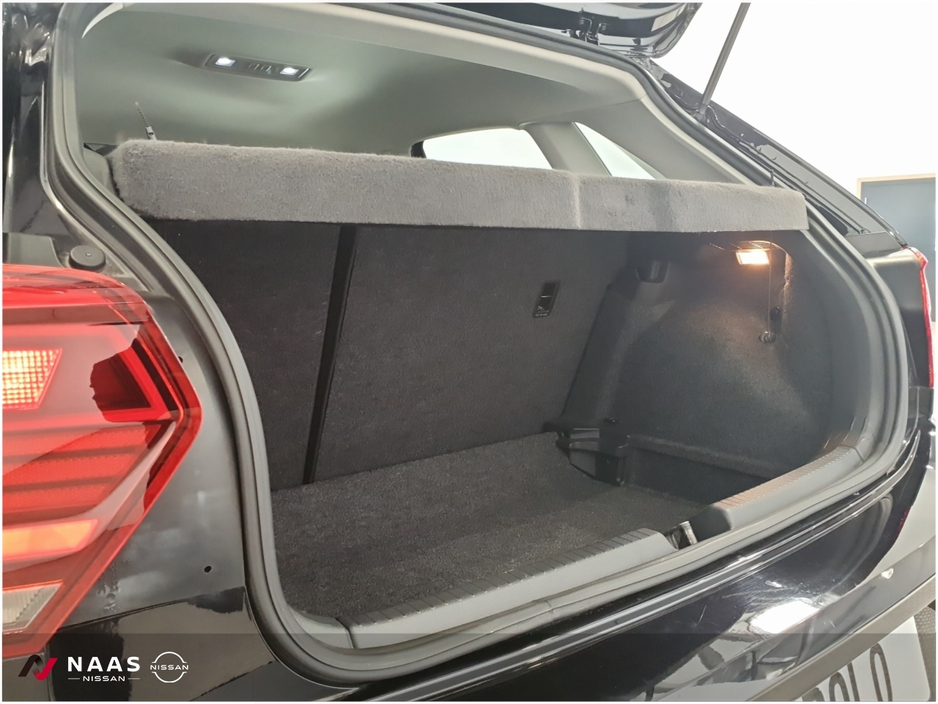 2020 Volkswagen Polo - image 12