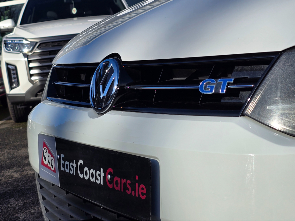 2015 Volkswagen Polo ( 152 )1.4 GT 150BH HI SPEC HIGHLINE EDITION - ALCANTARA SEATS - REV CAMERA - €12,950