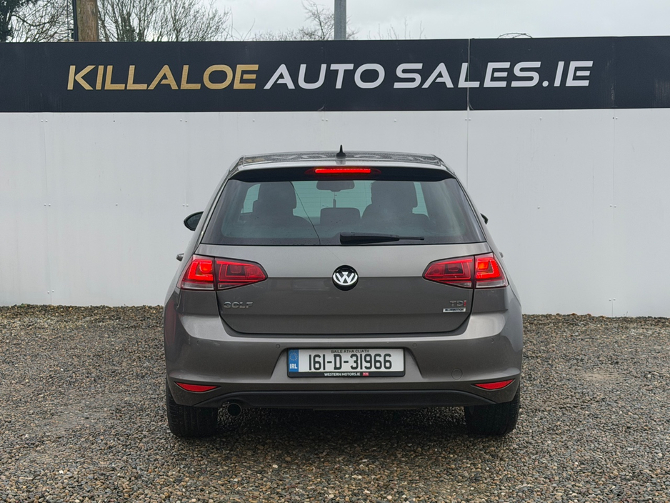 2016 Volkswagen Golf - image 8