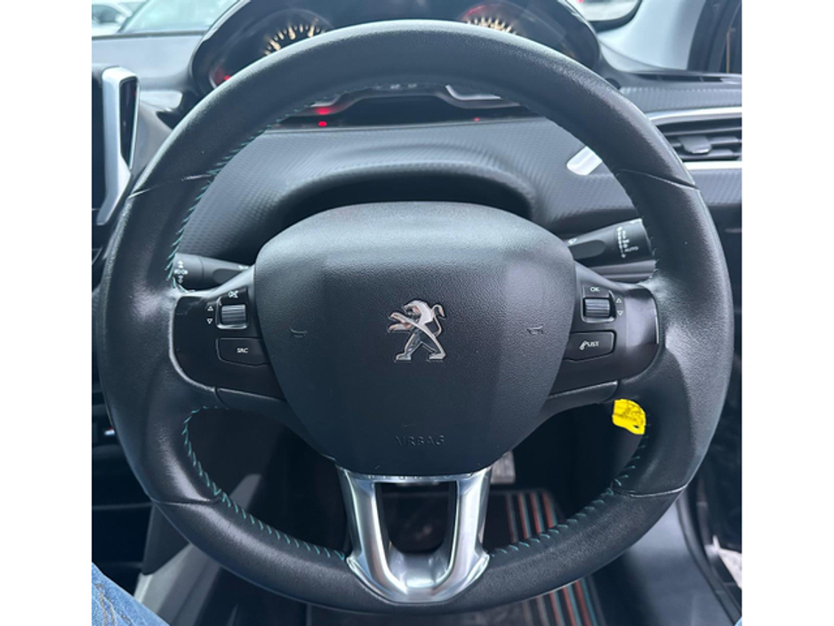 2016 Peugeot 2008 1.2 Petrol Compact SUV Automatic 2016 (1880) €9,995