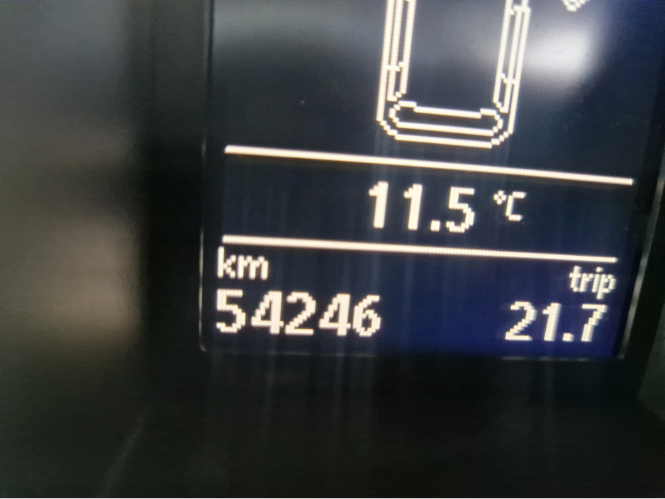 2012 Volkswagen Passat - image 22