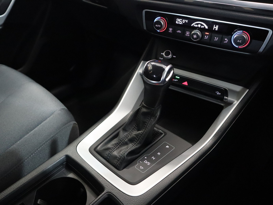 2022 Audi Q3 *39* TECHNIK 45 TFSI E S-A €28,900