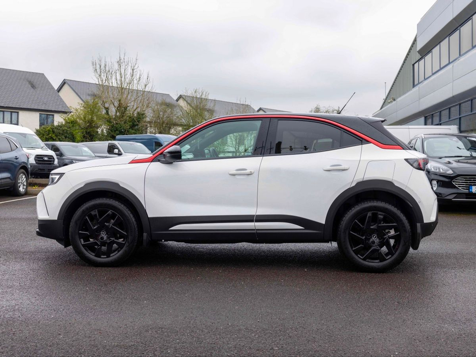 2022 Opel Mokka - image 11