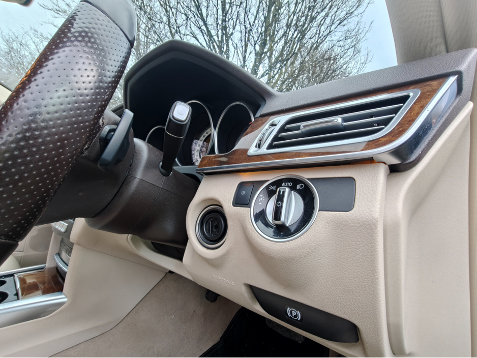 2016 Mercedes-Benz E Class E220 BLUETEC SE 5DR AUTO CDI €16,950