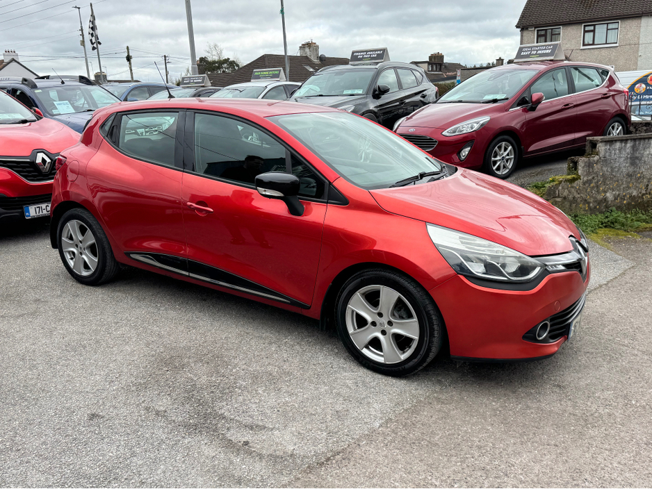 2016 Renault Clio - image 4