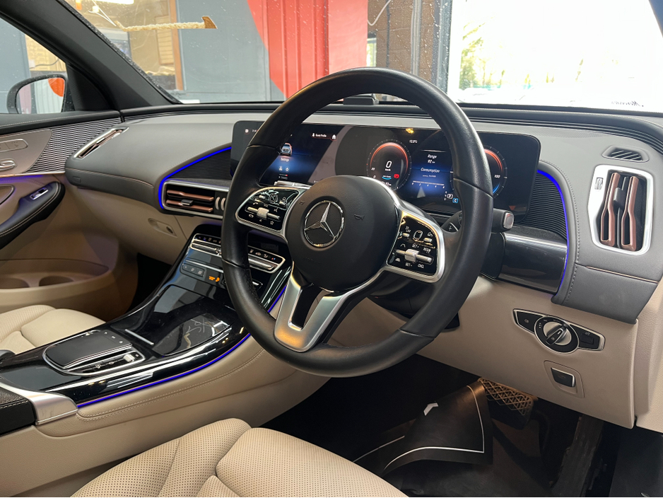 2024 Mercedes-Benz EQC - image 10