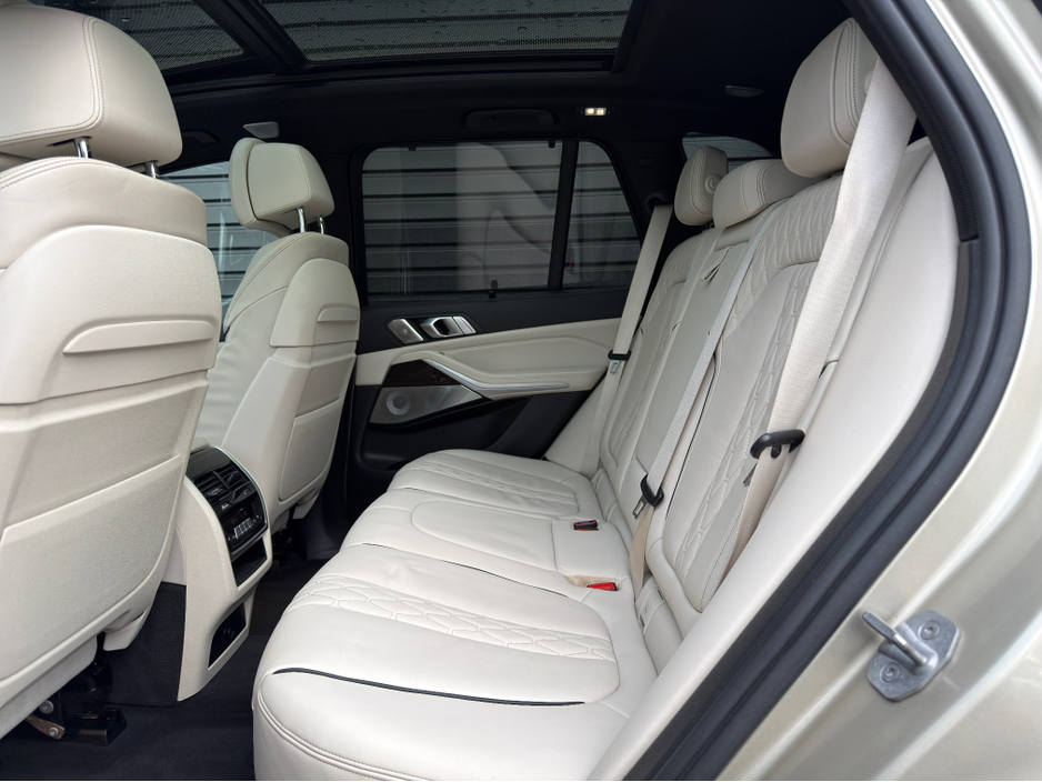 2019 BMW X5 - image 11