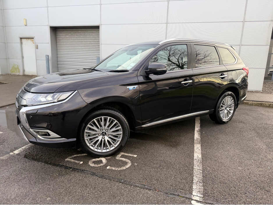2021 Mitsubishi Outlander Style Edition ~ Petrol Plug In Hybrid. €22,999