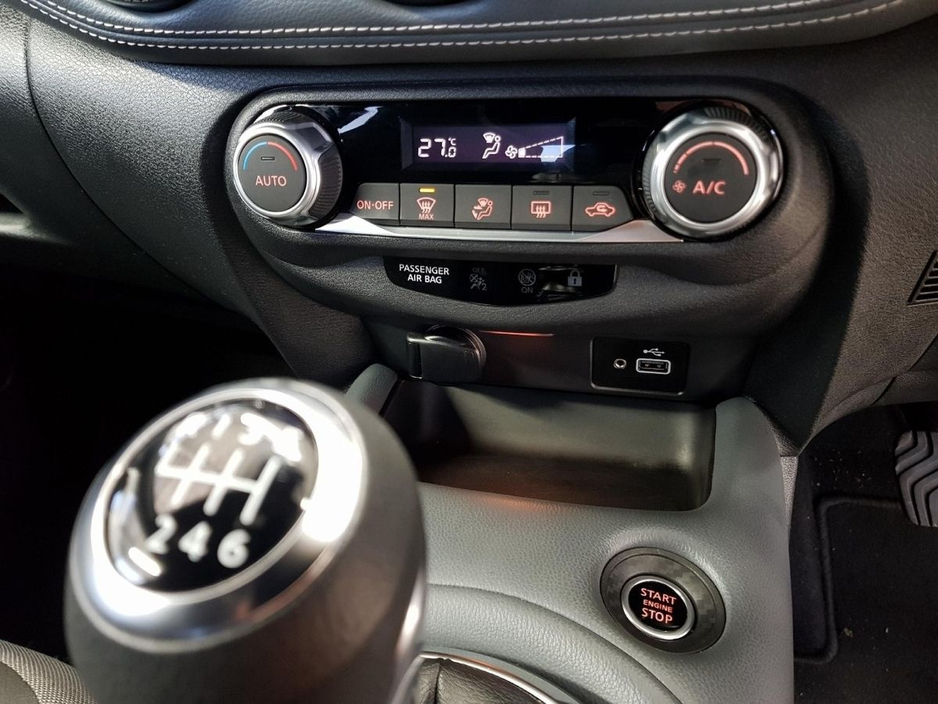 2022 Nissan Juke - image 7