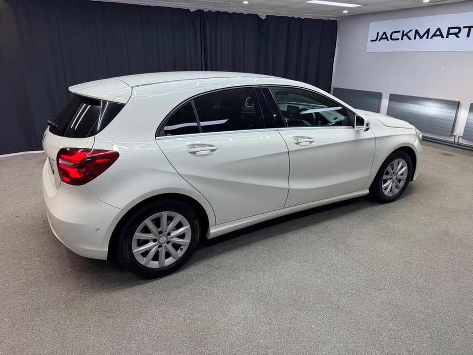 2016 Mercedes-Benz A Class - image 15