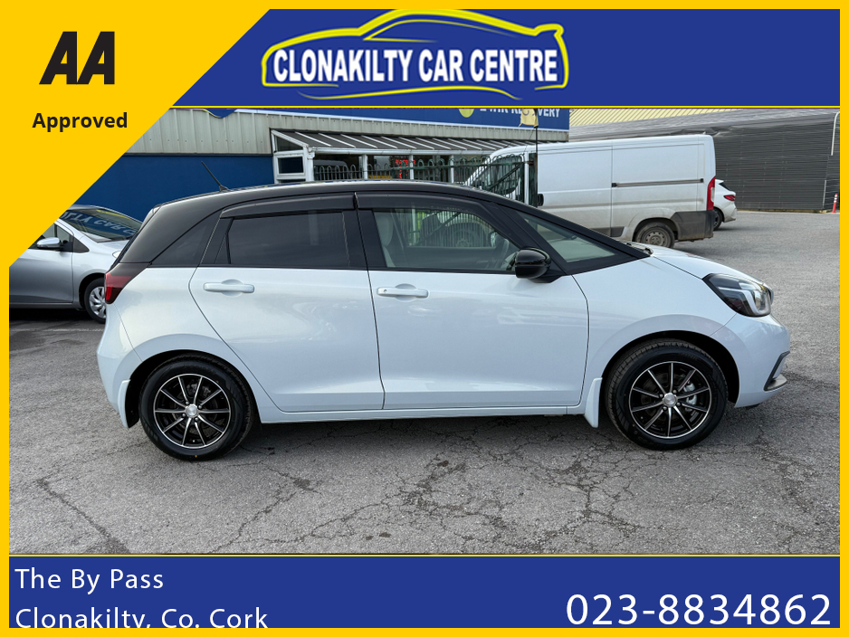 2020 Honda Fit - image 5