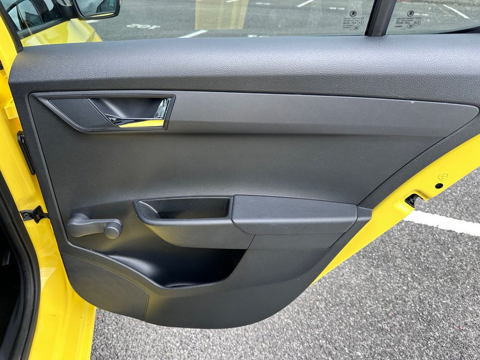 2016 Skoda Fabia - image 16