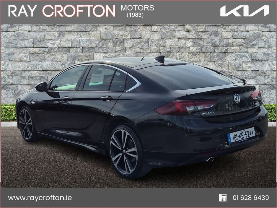 2018 Vauxhall Insignia - image 3