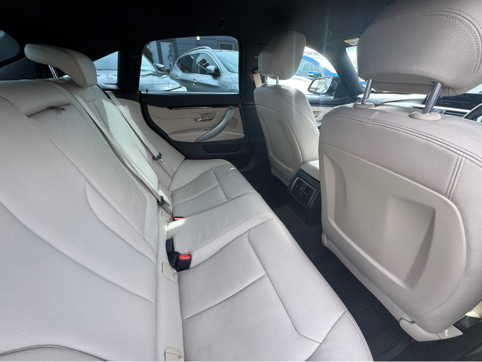 2016 BMW 4 Series - image 22