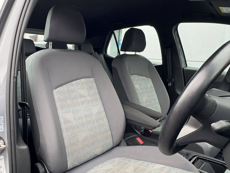 2022 Volkswagen ID.3 - image 13