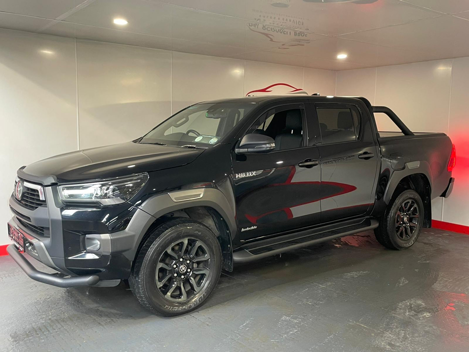 2023 Toyota Hilux - image 12