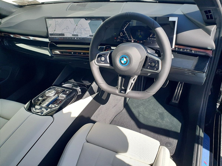 2026 BMW 5 Series - image 6