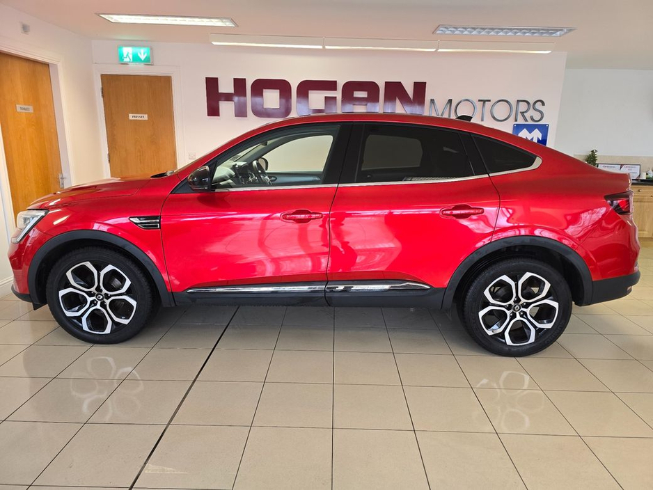 2023 Renault Arkana Techno TCE Hybrid Automatic €26,950