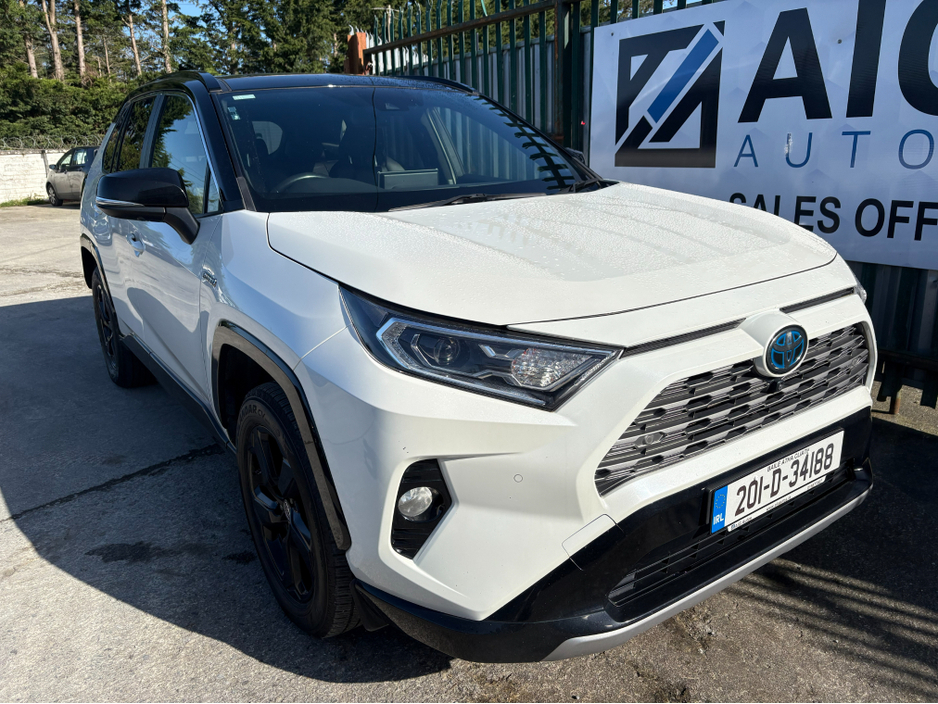 2020 Toyota Rav4 - image 7