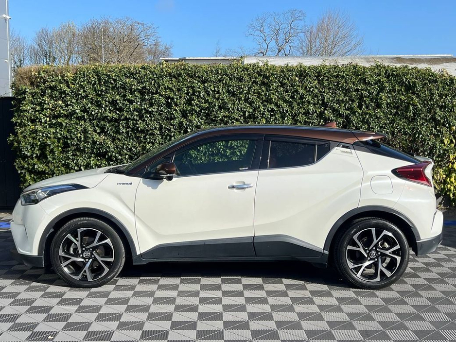 2019 Toyota C-HR - image 3