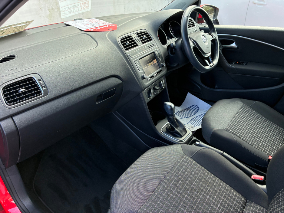 2014 Volkswagen Polo - image 10