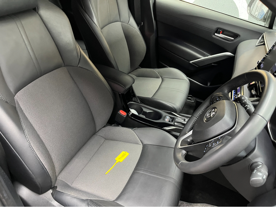 2023 Toyota Corolla - image 11