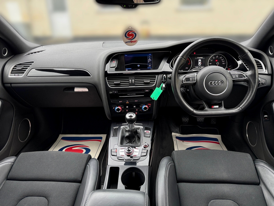 2015 Audi A4 - image 14