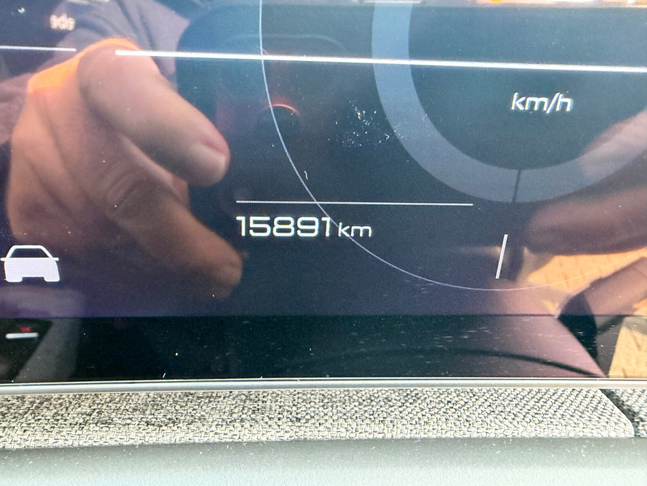 2025 Peugeot 5008 - image 10