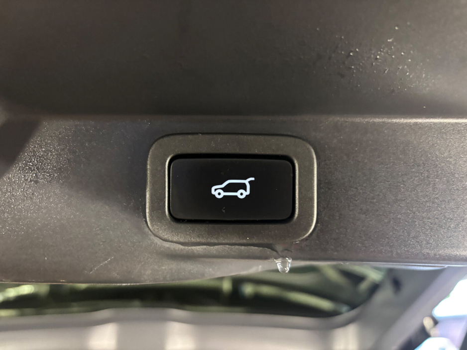 2021 Land Rover Range Rover Sport - image 17