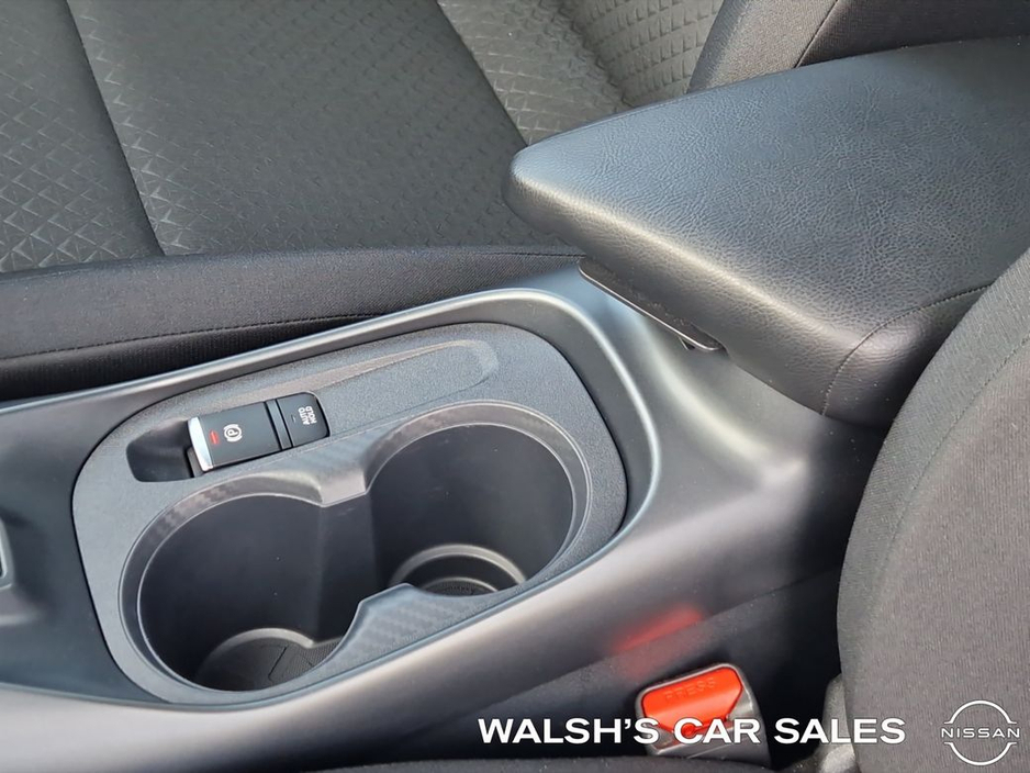 2025 Nissan Juke 1.0 SV €26,900