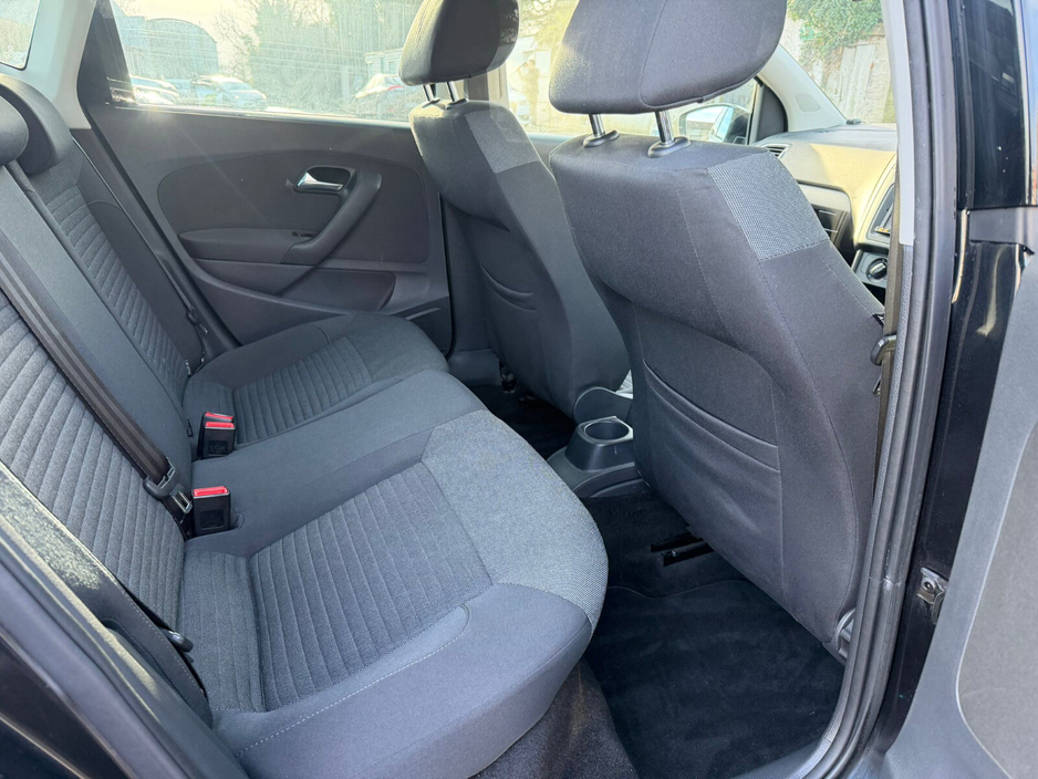 2013 Volkswagen Polo  €8,950