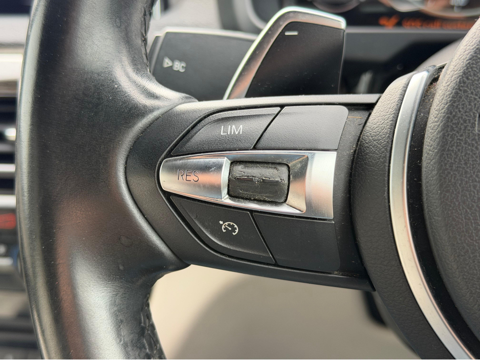 2016 BMW X5 - image 22