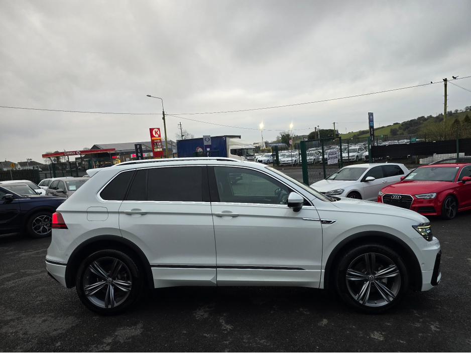 2017 Volkswagen Tiguan 1.4 TSI R-LINE EDITION / 360 CAMERA - PARK-ASSIST - SENSORS - VIRTUAL COCKPIT - SIMI MAIN DEALER CARPLAY ANDROID AUTO €29,950