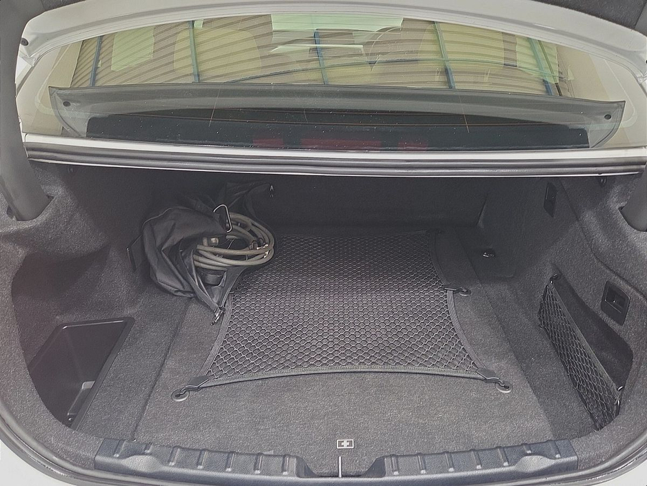 2017 BMW 3 Series 330e SE