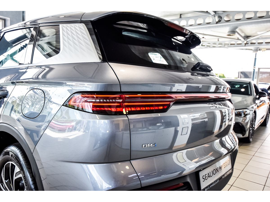 2026 BYD Sealion 7 - image 9